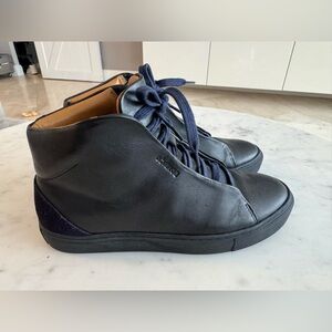 Erge Black Leather High-Top Sneakers